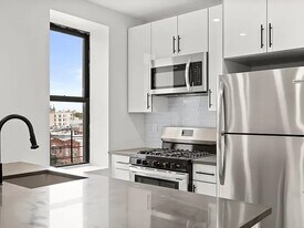 32-86-86 33rd St in Queens, NY - Building Photo