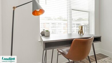 2201 Glenwood Ave SE, Unit 3403 in Atlanta, GA - Foto de edificio - Building Photo