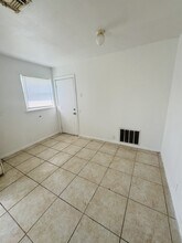 1807 Westcliff Dr in Wichita Falls, TX - Building Photo - Building Photo