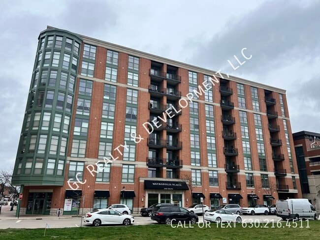property at 1 S Highland Ave