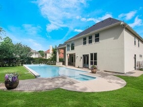 107 W Black Knight Dr in The Woodlands, TX - Building Photo - Building Photo