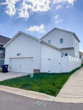 1398 Hicks Edgen Rd in Pleasant View, TN - Building Photo - Building Photo