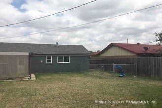 1813 Mc Donald St in Midland, TX - Foto de edificio - Building Photo