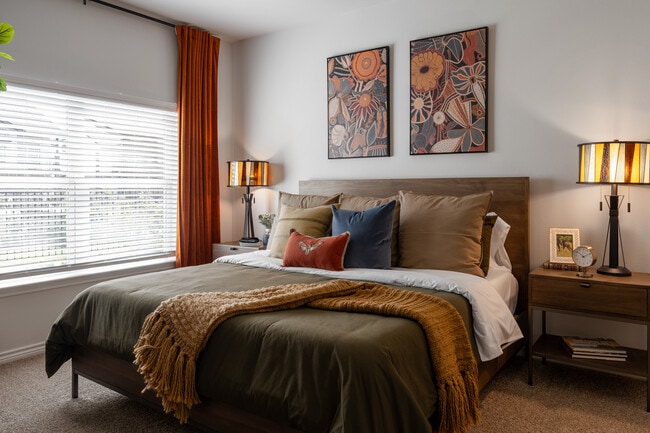 The Hudson at the Crossroad District in Temple, TX - Building Photo - Interior Photo