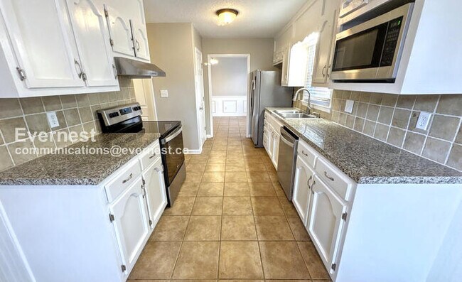 148 Bibb Dr in Madison, AL - Building Photo - Building Photo