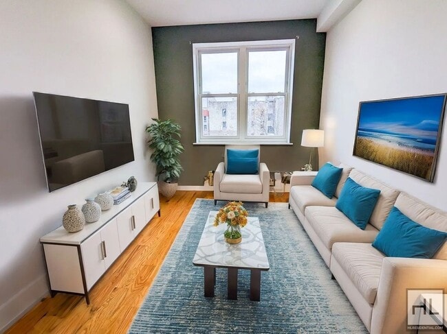 WEST 162 STREET in New York, NY - Building Photo - Building Photo