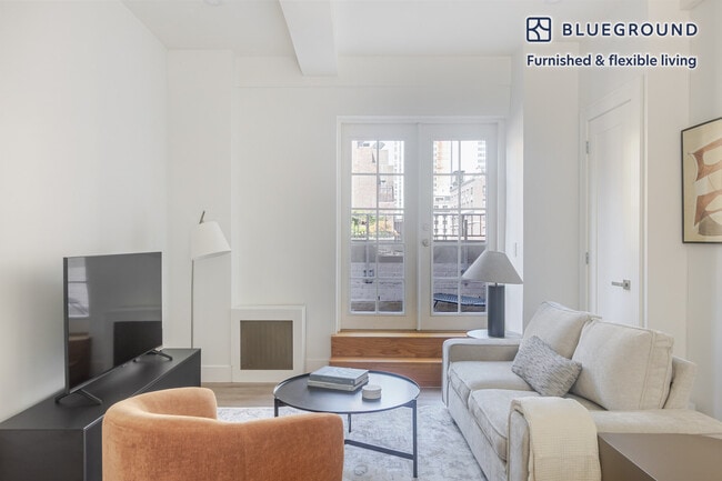 138 E 38th St in New York, NY - Building Photo - Building Photo