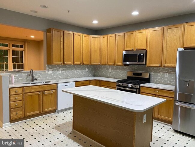 property at 2212 Barnet Ct