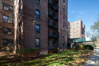 Mitchell Gardens Co-Op #3 in Flushing, NY - Building Photo - Building Photo