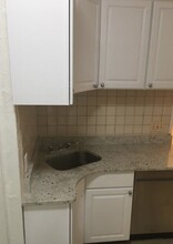 8 Adella Pl, Unit 2 in Boston, MA - Building Photo - Building Photo