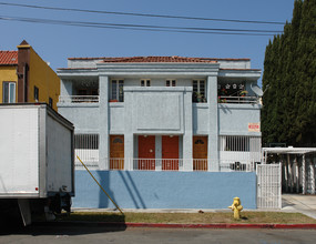 5427 Harold Way in Los Angeles, CA - Building Photo - Building Photo