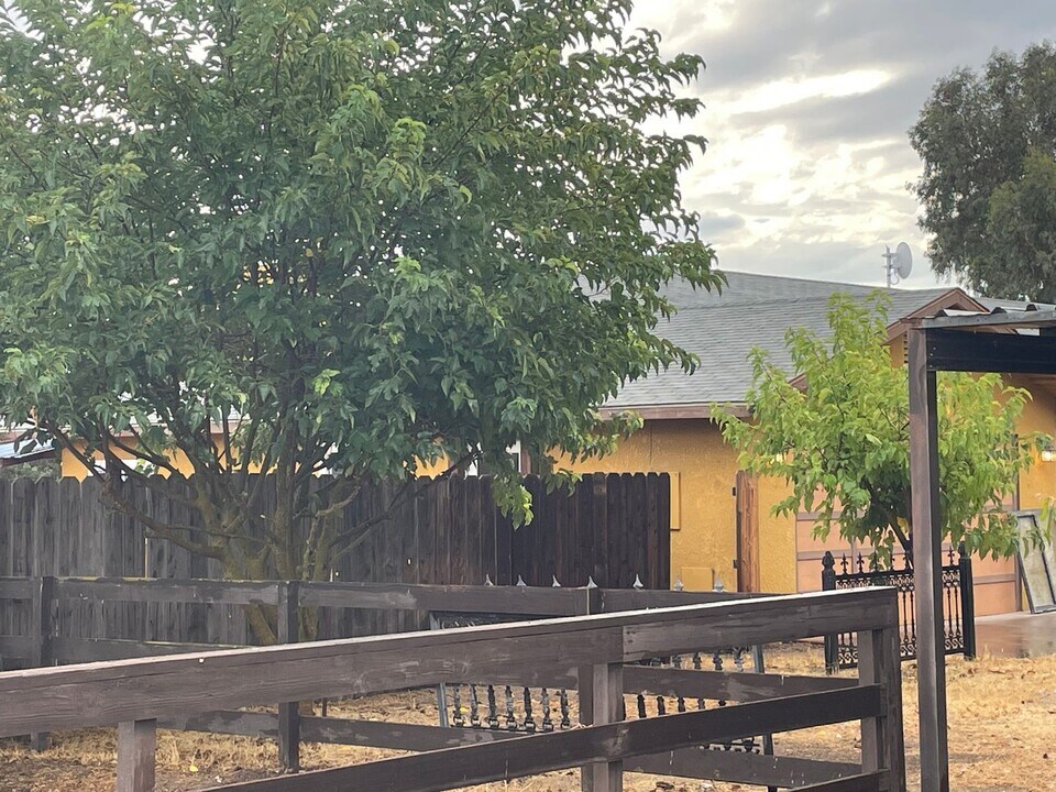 6480 N Star Ln in Paso Robles, CA - Building Photo