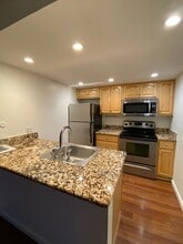 925 Fulton Ave-Unit -427 in Sacramento, CA - Building Photo - Building Photo