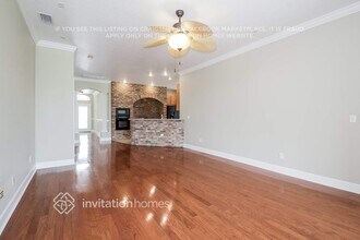 6311 Bridgecrest Dr in Lithia, FL - Building Photo - Building Photo