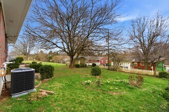 925 Ashland Ave in Shelbyville, KY - Building Photo - Building Photo