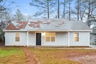 230 Valley Hill Rd in Stockbridge, GA - Building Photo