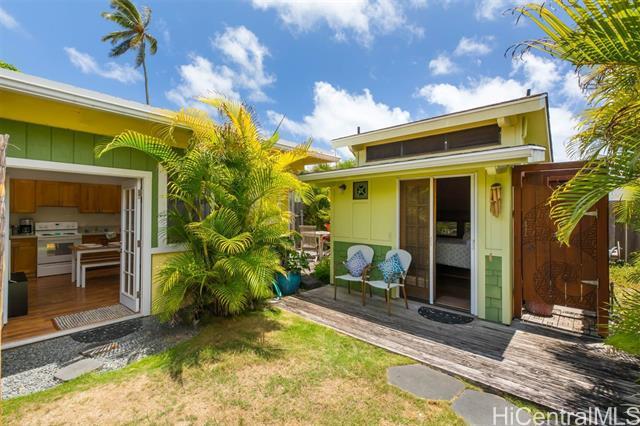property at 146 Maluniu Ave