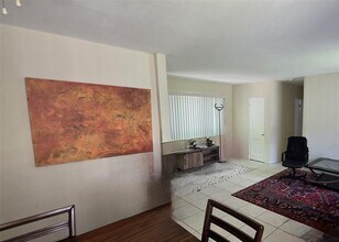 611 Ponce de Leon Dr in Fort Lauderdale, FL - Building Photo - Building Photo