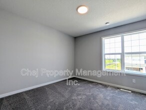 9487-9227 227 St NW in Edmonton, AB - Building Photo - Building Photo