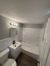 1300 S Appleton Ave in Independence, MO - Building Photo - Building Photo
