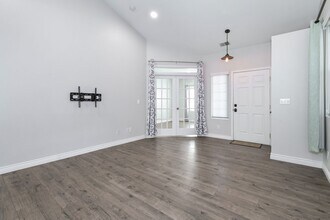 16523 E Geddes Pl in Aurora, CO - Building Photo - Building Photo