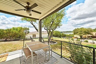 3005 Constitution Square in Lago Vista, TX - Building Photo - Building Photo