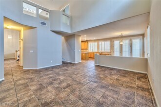 2075 Jupiter Hills Ln in Henderson, NV - Building Photo - Building Photo