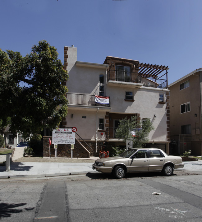 Arte Soho Luxury Town Homes in North Hollywood, CA - Building Photo - Building Photo