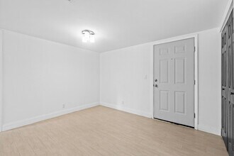 244 Lake Dora Dr in West Palm Beach, FL - Building Photo - Building Photo