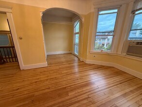223 Harrison Ave in Jersey City, NJ - Building Photo - Building Photo