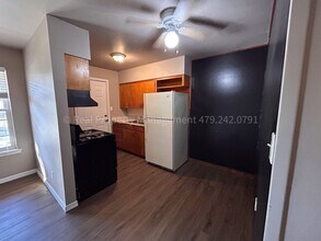 2301 S V St in Fort Smith, AR - Building Photo - Building Photo