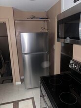 18089 Schaefer Hwy in Detroit, MI - Building Photo - Building Photo