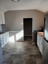 612 W Laurel St in Fergus Falls, MN - Building Photo - Building Photo