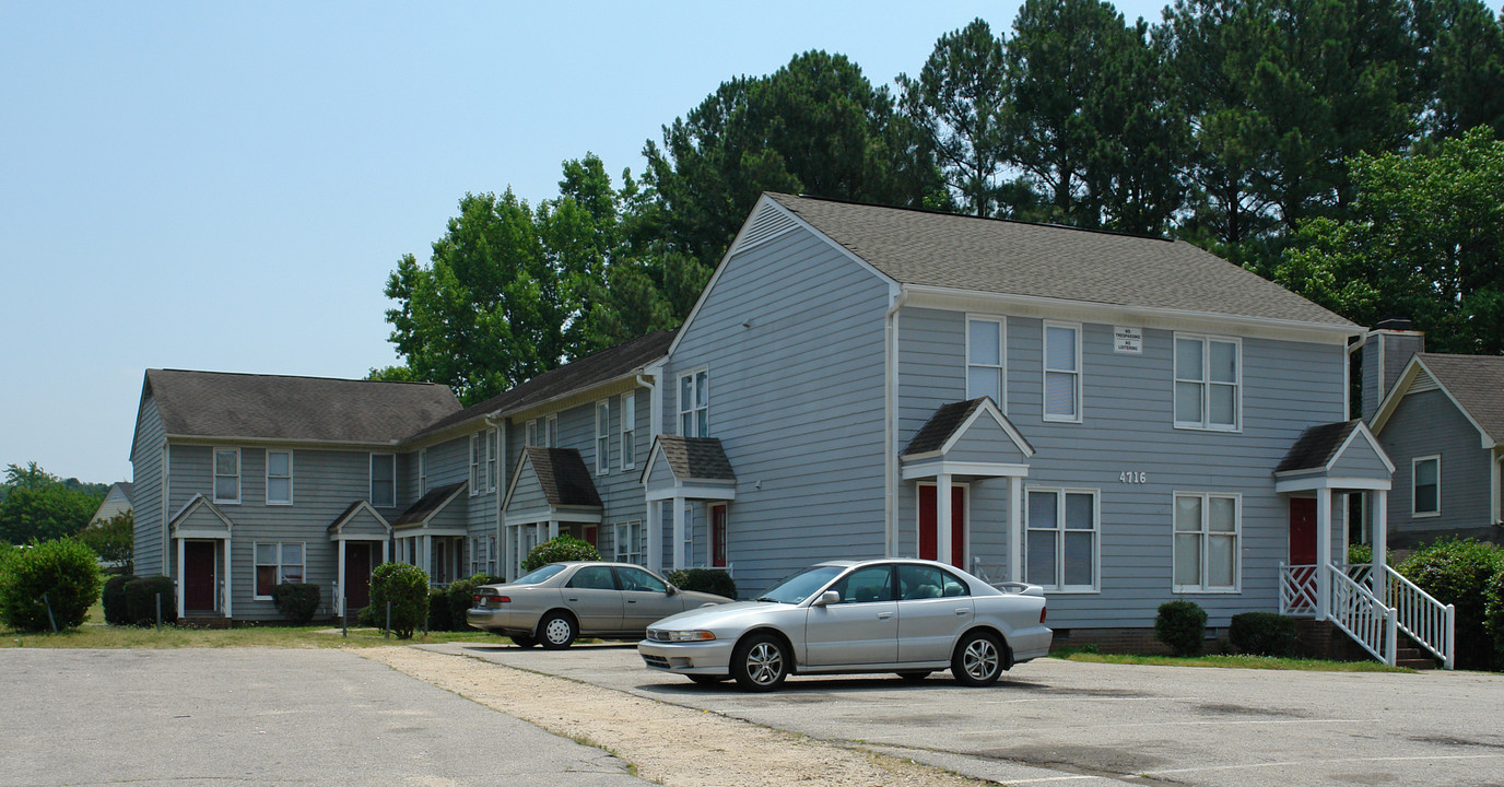 4716 Hoyle Dr in Raleigh, NC - Building Photo