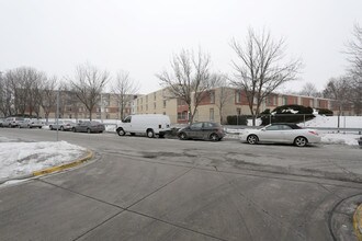 Congressman George W. Collins Apartments in Chicago, IL - Building Photo - Building Photo