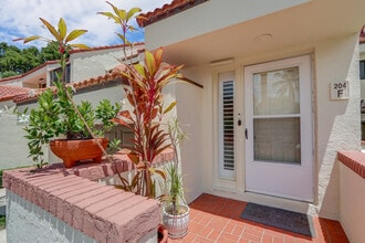 204 Sea Oats Dr in Juno Beach, FL - Building Photo - Building Photo