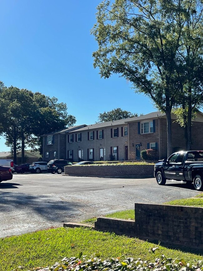 502 Cambridge Ct in Roanoke Rapids, NC - Building Photo - Building Photo