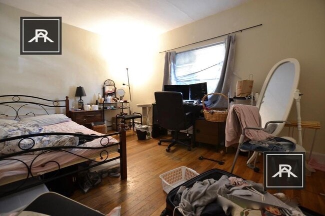 24 Brock St in Boston, MA - Building Photo - Building Photo