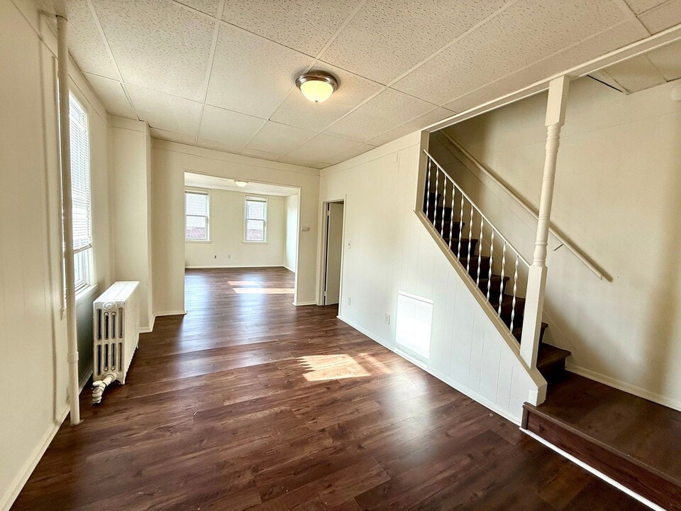 305 S Front St in Steelton, PA - Building Photo