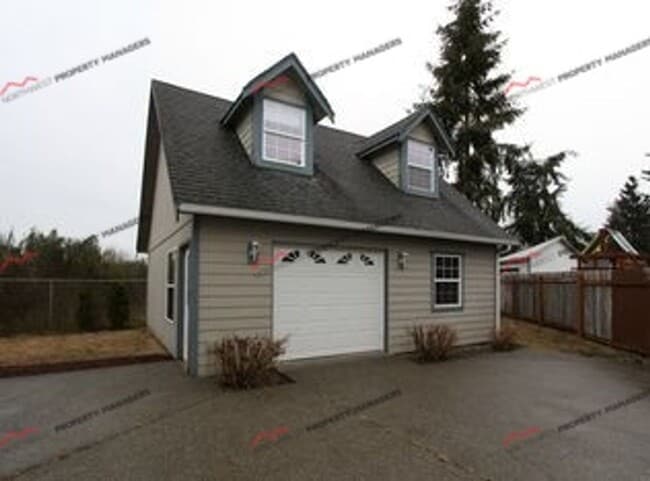 3215 McKinley Ln W in Centralia, WA - Building Photo - Building Photo