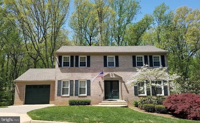 property at 15986 Cove Ln
