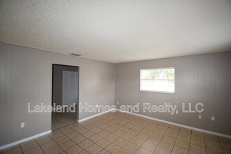 433 High View Ln in Lakeland, FL - Building Photo - Building Photo