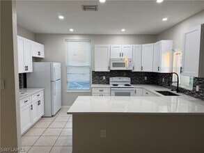 4281 22nd Ave SW in Naples, FL - Building Photo - Building Photo