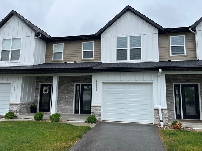 property at 11314 Sessions Dr NW