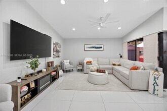 25796 SW 123rd Ave in Naranja, FL - Building Photo - Building Photo