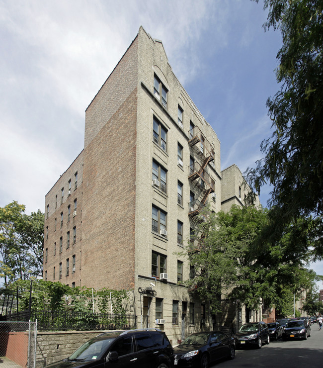 3171 Rochambeau Ave in Bronx, NY - Foto de edificio - Building Photo