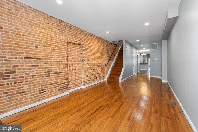 1330 S Charles St in Baltimore, MD - Building Photo - Building Photo