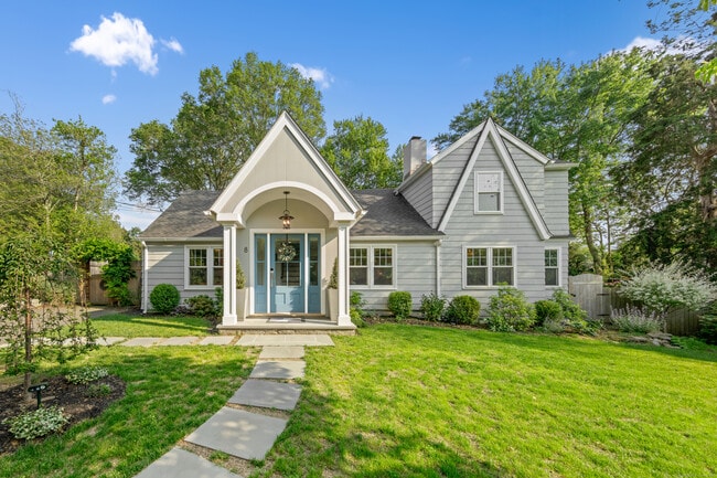 property at 8 Heather Hill
