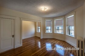 1160 Commonwealth Ave, Unit 18 in Boston, MA - Building Photo - Building Photo
