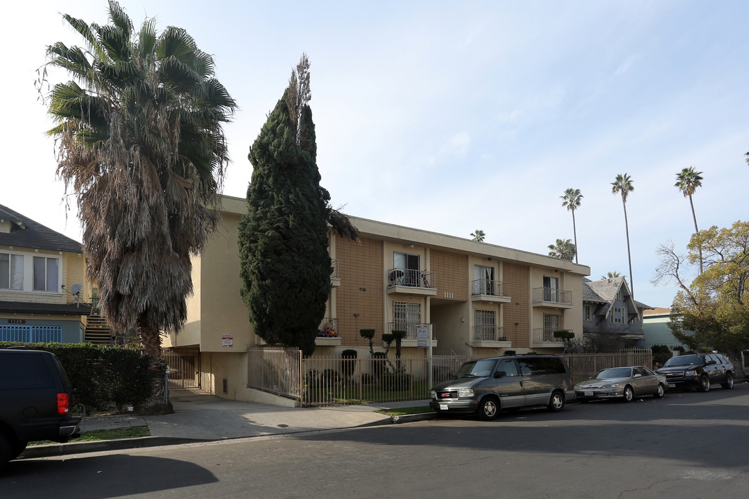 Arapahoe Garden in Los Angeles, CA - Building Photo